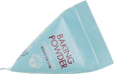 Скраб для очищення шкіри обличчя з харчовою содою Etude House Baking Powder Crunch Pore Scrub Sashet 7 г 8809820692707 фото